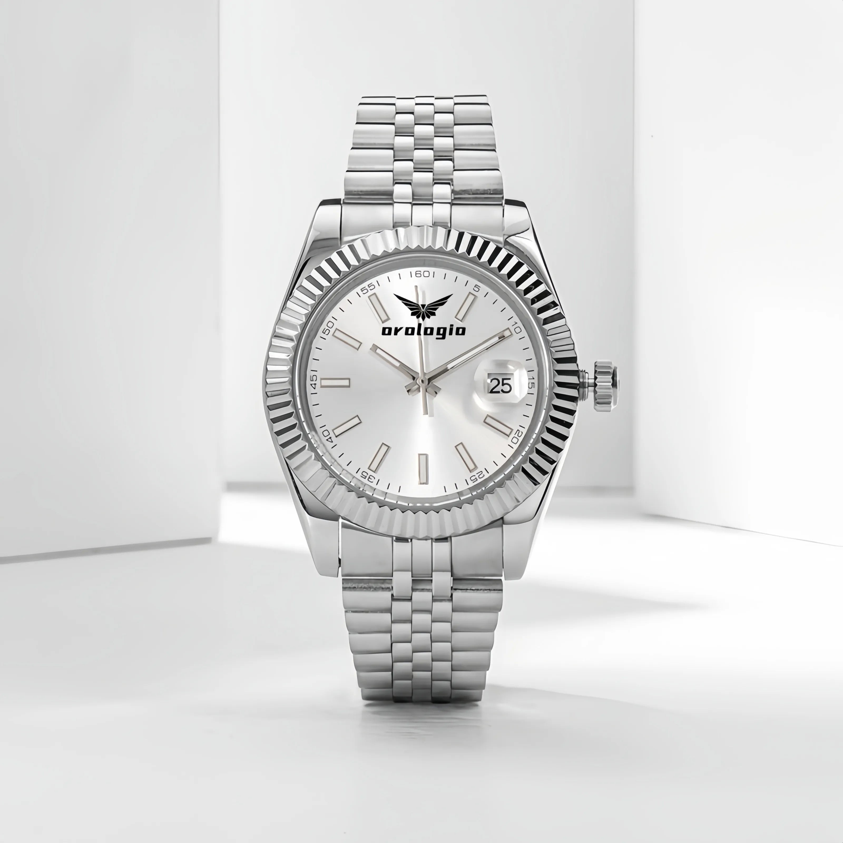 Classic Silver Dial Stainless Steel Strap Analog Watch