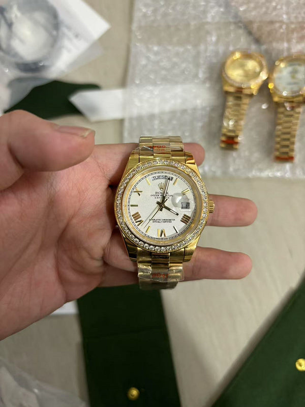 Yellow Gold Wristwatch & White Dial With Roman Numerals Watch
