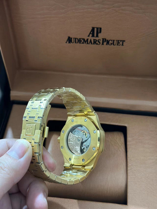 Yellow Gold Silver Dial 37mm Watch