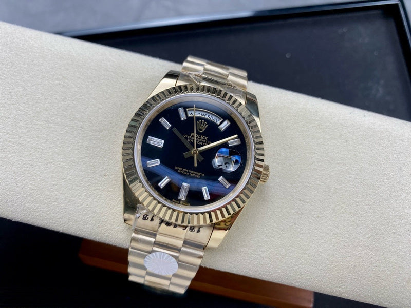 Yellow Gold With Black Onyx Dial Watch