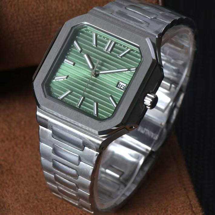 Luxury Steel 45mm Green Dial Date Watch