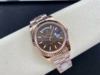 18 ct Everose gold with diagonal motif chocolate dial Watch