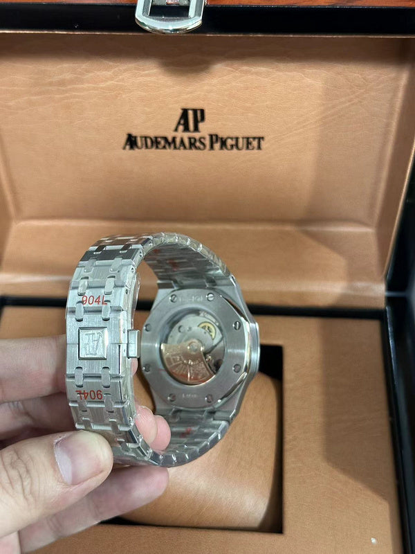 41mm Iconic Octagonal Bezel Watch