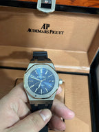 Blue Dial with Tapisserie Pattern Watch