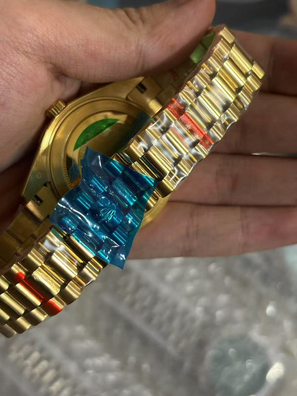 25mm 18K Yellow Gold with Green Dial Watch