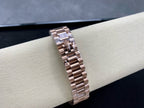18 ct Everose gold with diagonal motif chocolate dial Watch
