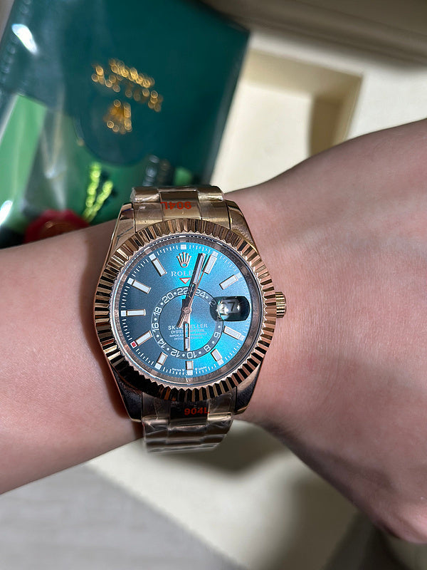 Blue-Green Dial Everose Gold Jubilee Watch