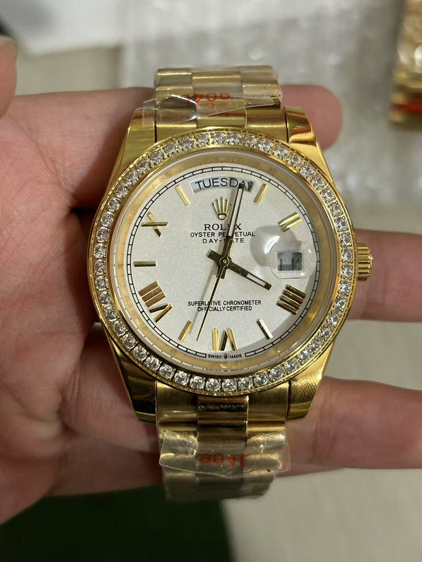 Yellow Gold Wristwatch & White Dial With Roman Numerals Watch