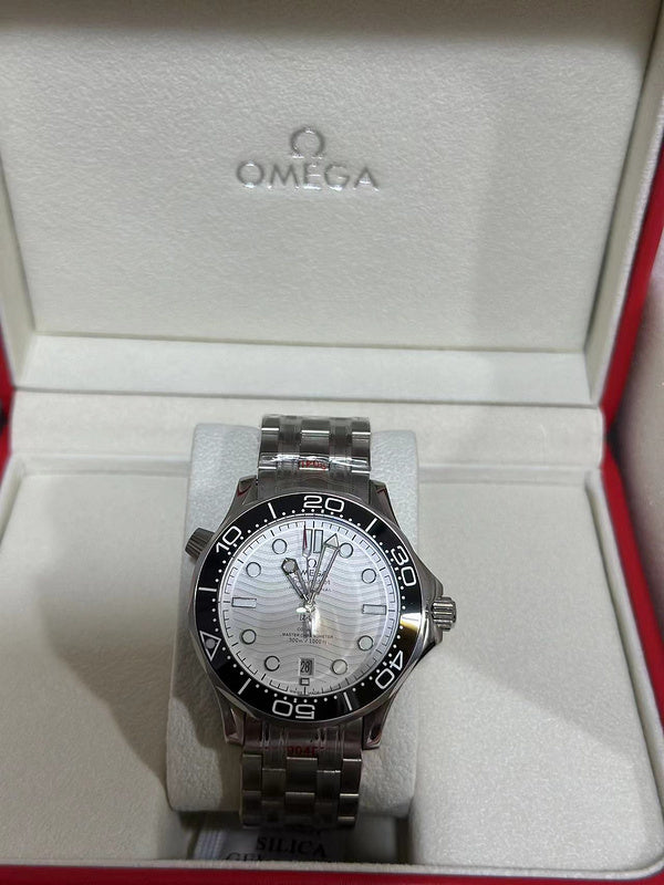 Diver 300M White Dial Men's Watch