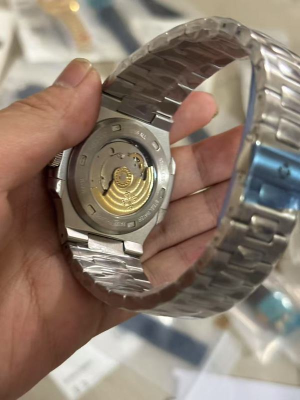 Stainless Steel Case & Distinctive Blue Dial Watch