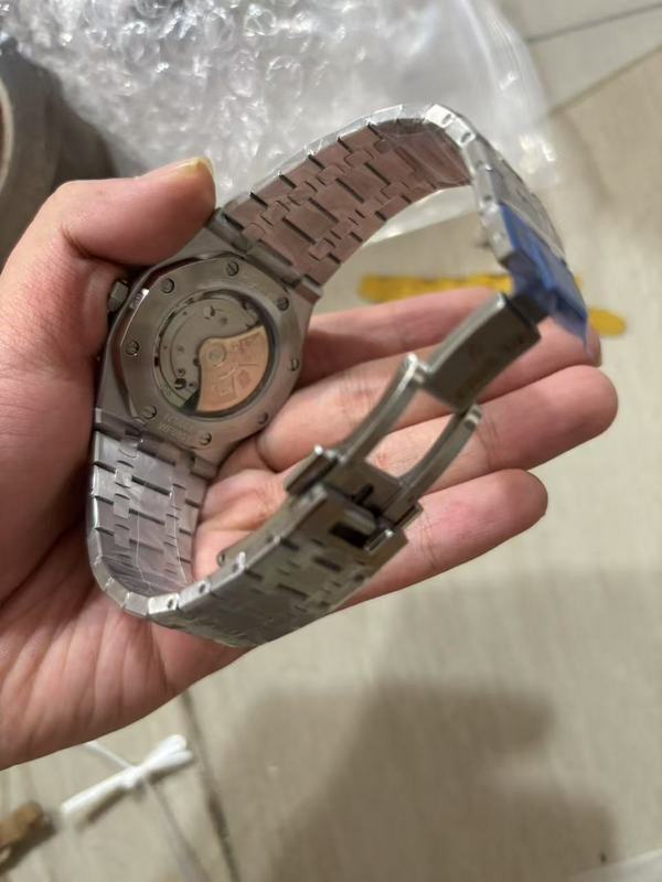 Jumbo Extra-Thin Red Dial Watch