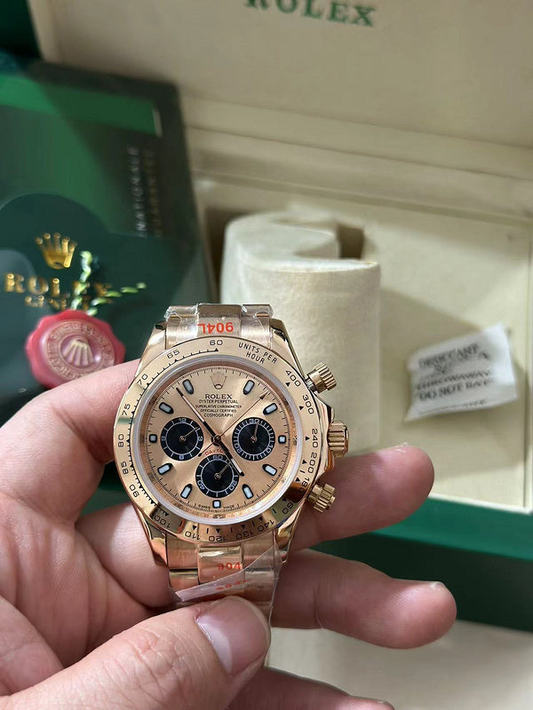 Cosmograph Daytona Everose Gold Sundust Dial With Black Subdials Watch