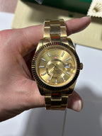Yellow Gold / Champagne / Oyster Watch
