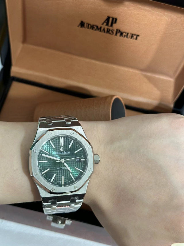 41mm Iconic Octagonal Bezel Watch