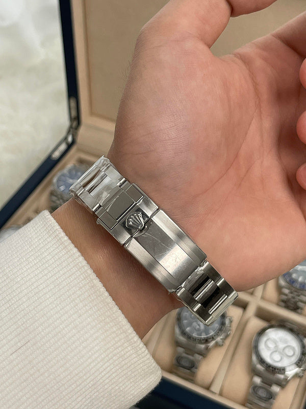 GMT-Master II Bruce Wayne 40mm