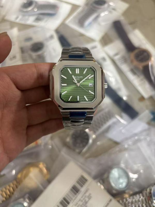 Luxury Steel 45mm Green Dial Date Watch