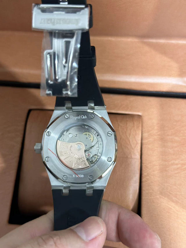 Blue Dial with Tapisserie Pattern Watch