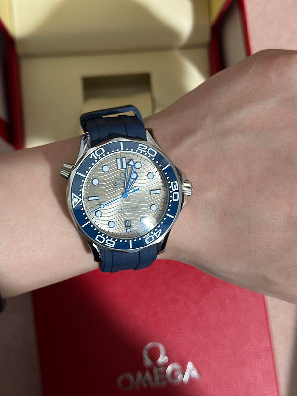 Grey Wave Dial & Blue Ceramic Bezel & Strap Watch
