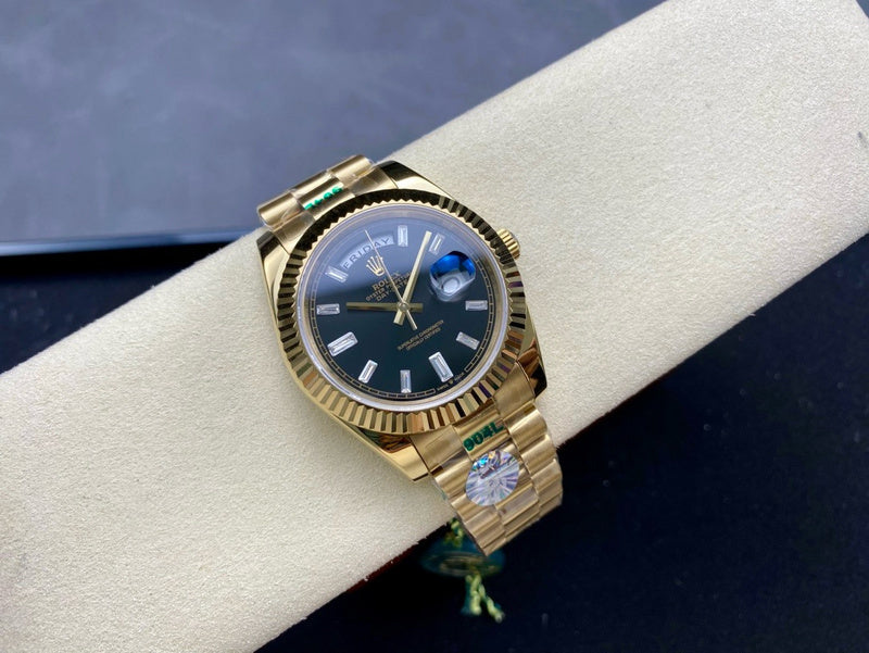 Bright Black Dial 40.0 mm Watch