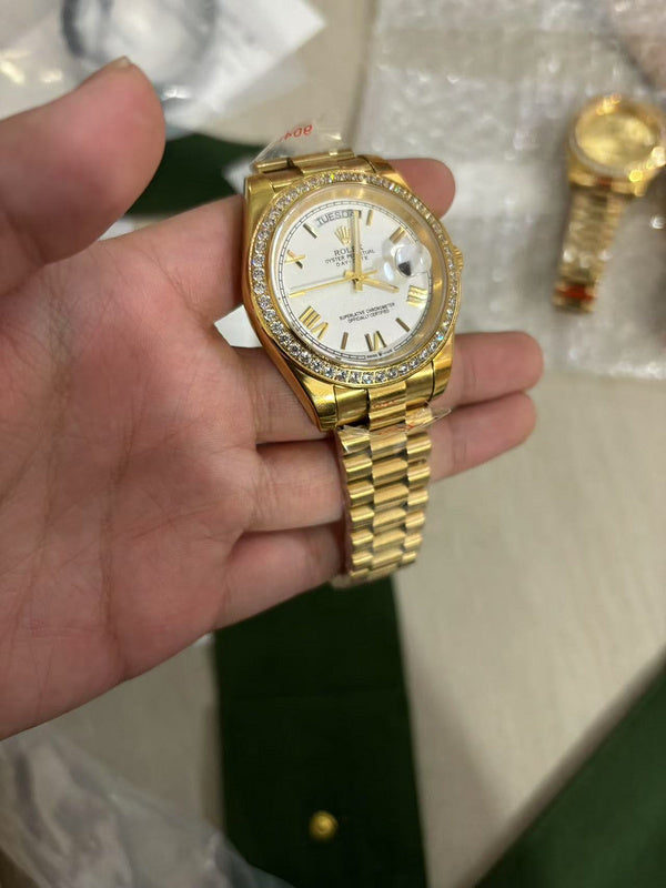 Yellow Gold Wristwatch & White Dial With Roman Numerals Watch