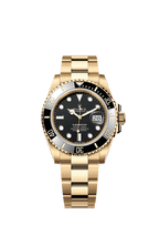 Submariner Date Oyster, 41 mm, Yellow Gold With Black Dial Watch